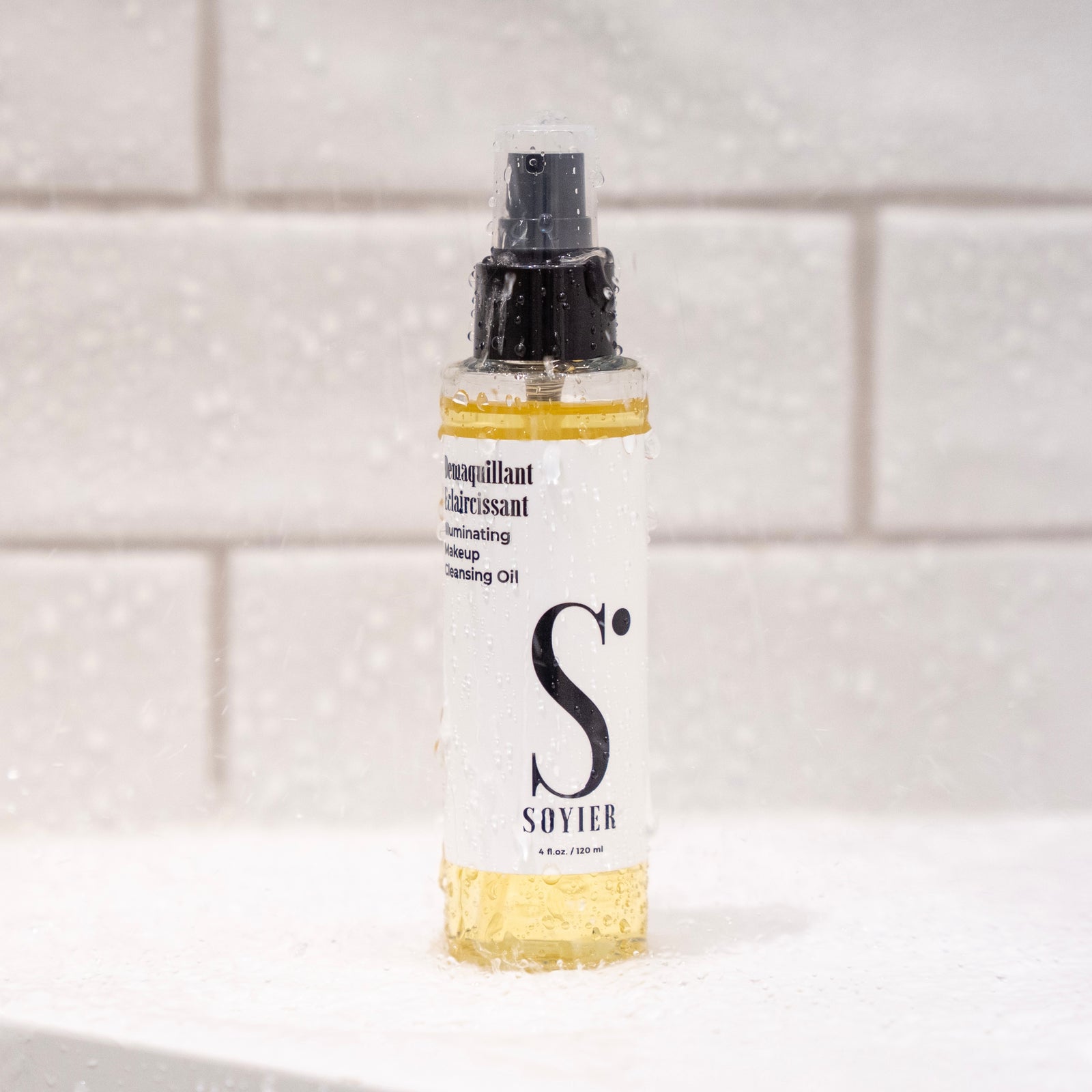 Démaquillant Eclaircissant: Illuminating Makeup Cleansing Oil